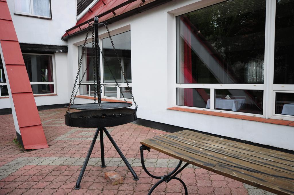 Zajazd Pod Kasztanami Ryn  Buitenkant foto