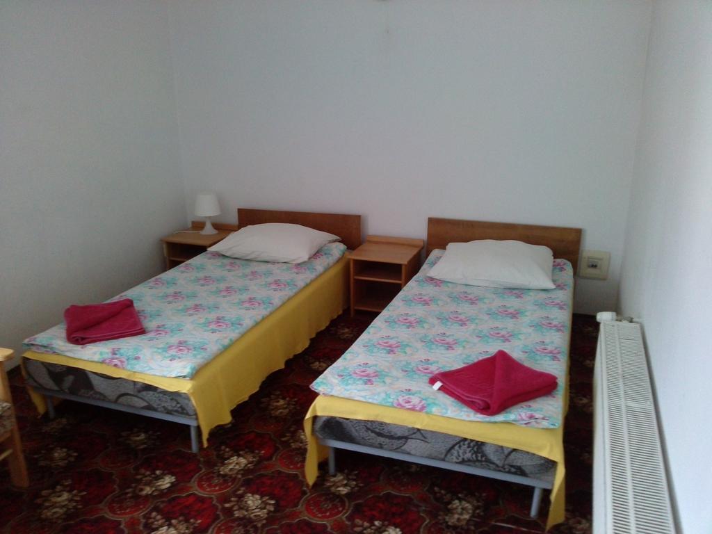 Zajazd Pod Kasztanami Ryn  Buitenkant foto